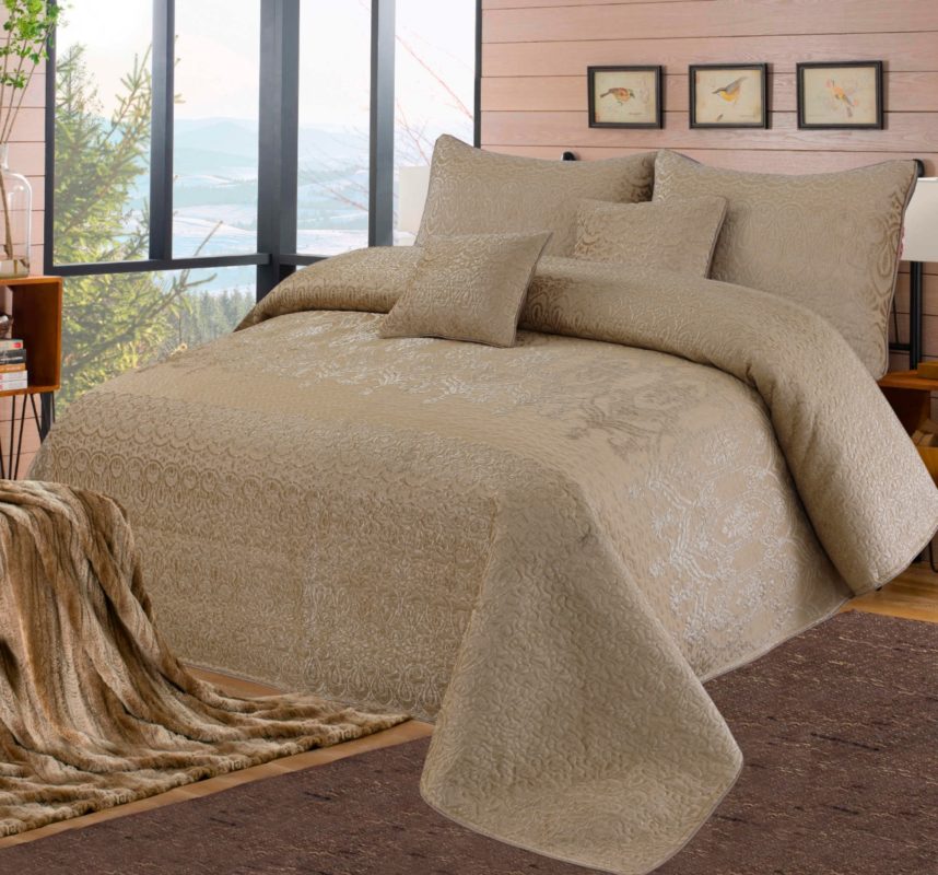Bridal Bed Spread Palachi Velvet Bridal Bed Spread Online in Pakistan