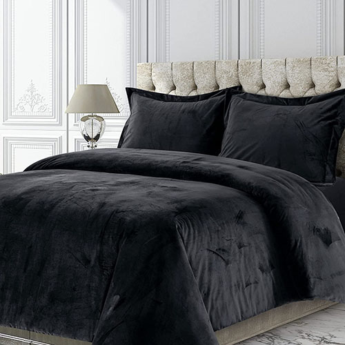 Matt velvet plain bed sheet black