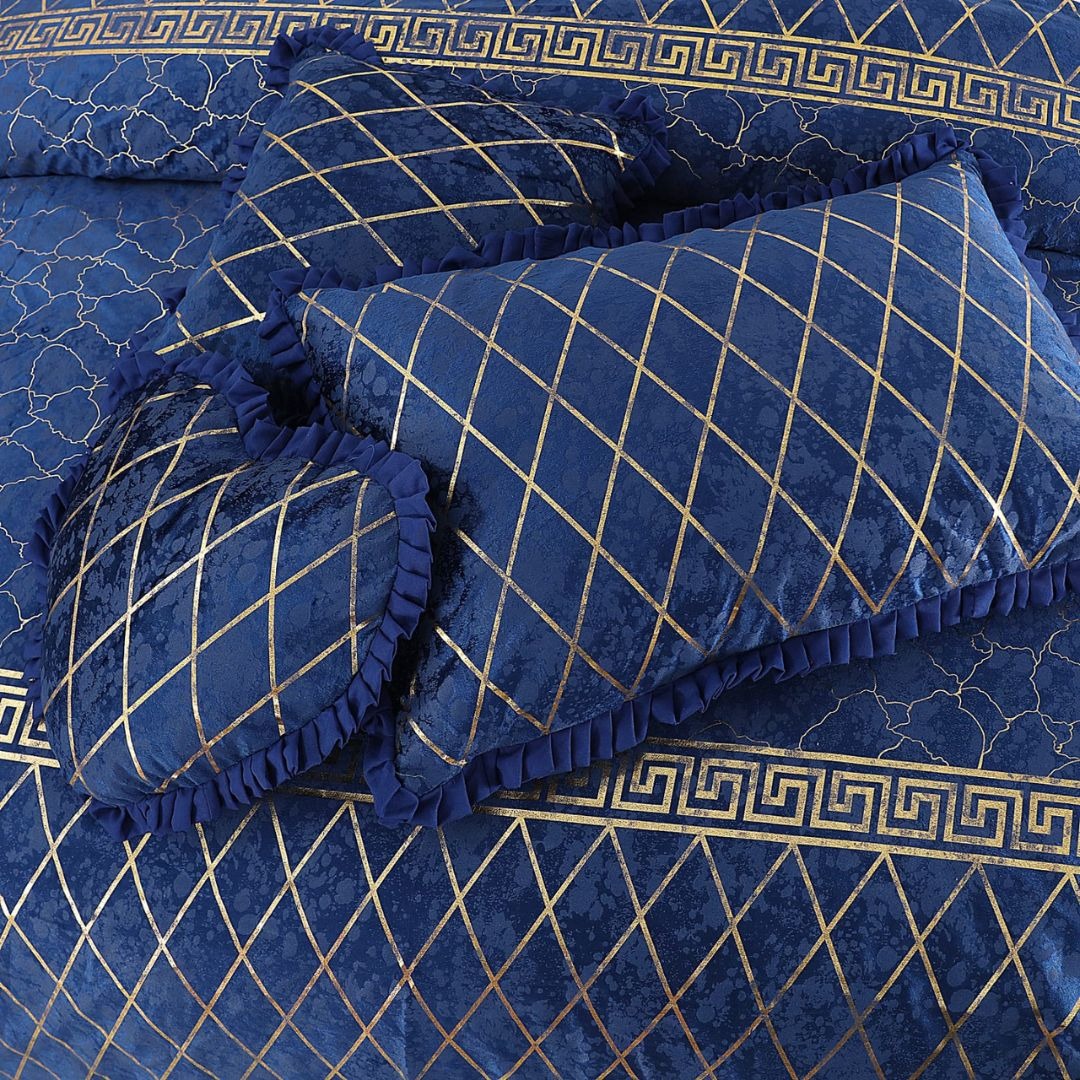 Gallery image of Luxury Elixir Velvet Bedset Blue ( 5 PCS )
