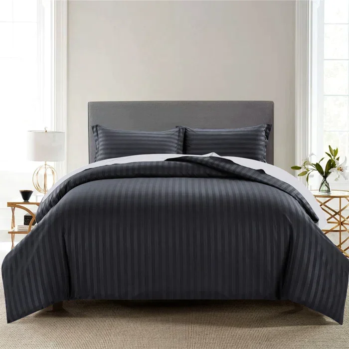 Satin Stripe Duvet Covers black