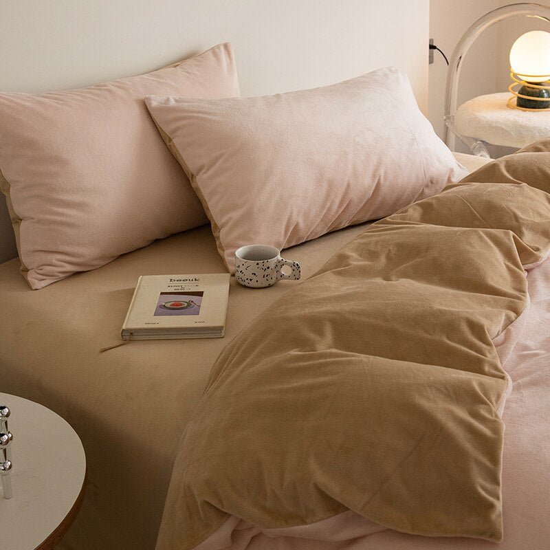 Velvet Reversible Duvet Covers obege